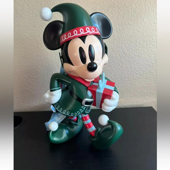 2024 MICKEY ELF DISNEYLAND CHRISTMAS HOLIDAYS POPCORN BUCKET NEW - Picture 2 of 5